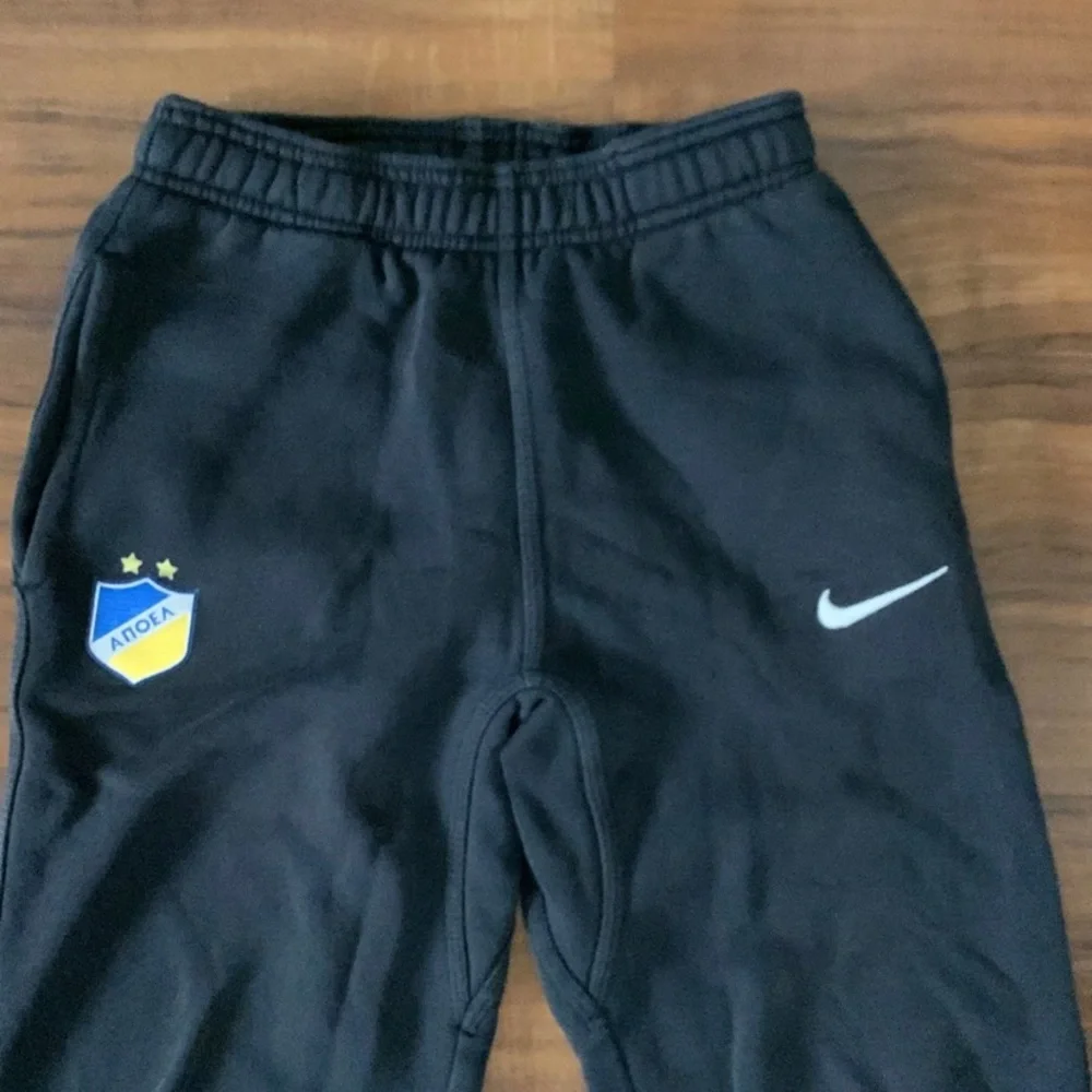 Like new Nike  warm Jogger
